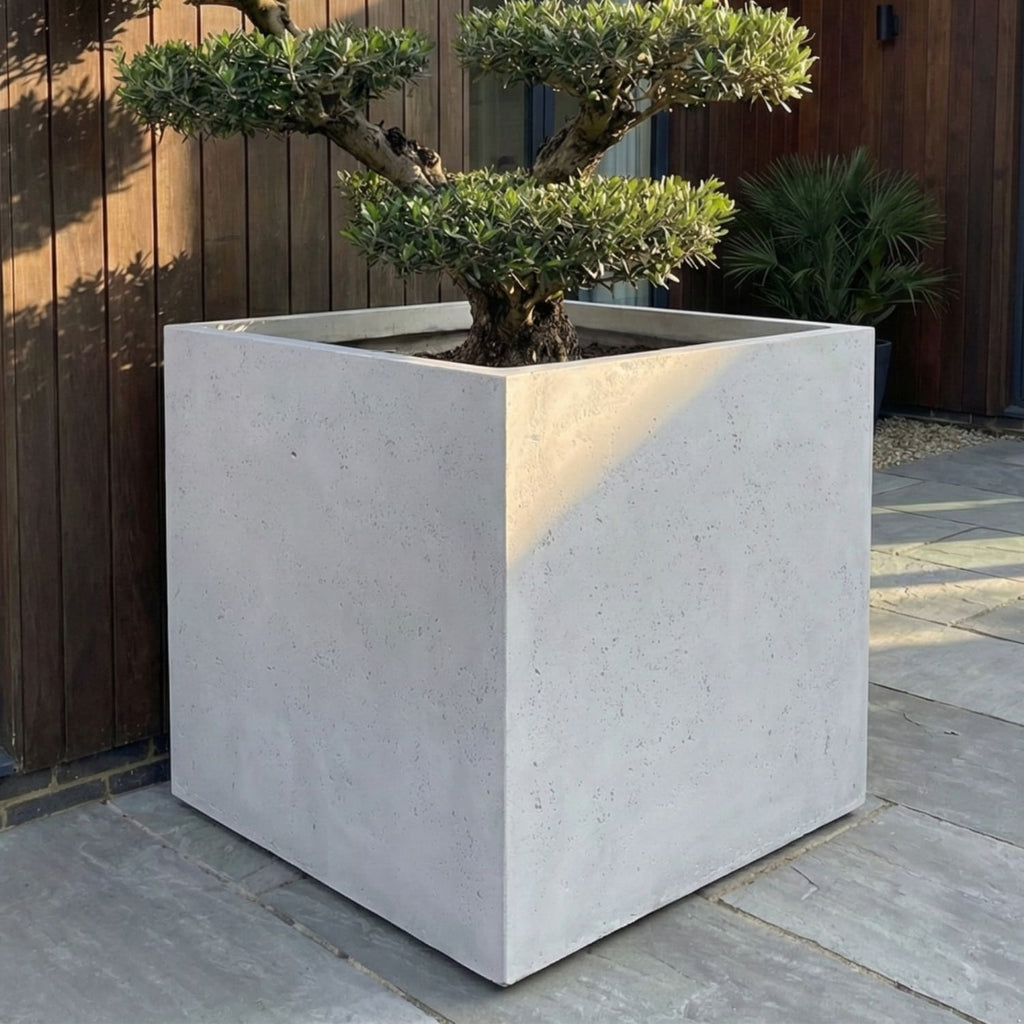 The Cubrosa Square Planter — White Mist Concrete, 100cm XXL